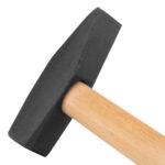 Молоток слесарный 600 г, квадратный боек, деревянная рукоятка Сибртех — изображение 4