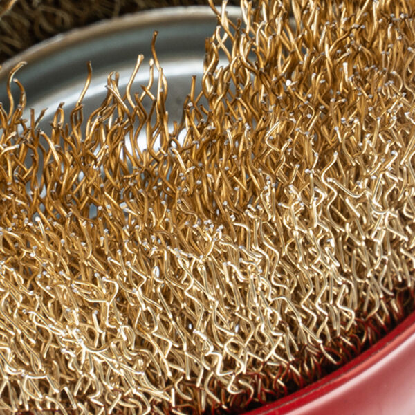 Щетка для УШМ, 75 мм, М14, "чашка", латунированная витая проволока Matrix — изображение 5