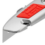 Нож, 19 мм, выдвижное трапециевидное лезвие, отделение для лезвий, метал. корпус Matrix — изображение 4